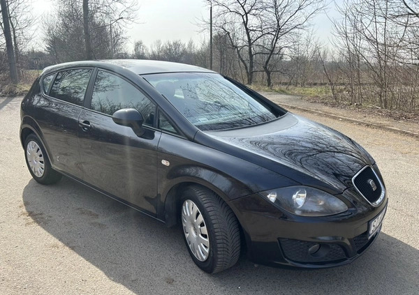 Seat Leon cena 17700 przebieg: 153000, rok produkcji 2011 z Będzin małe 352